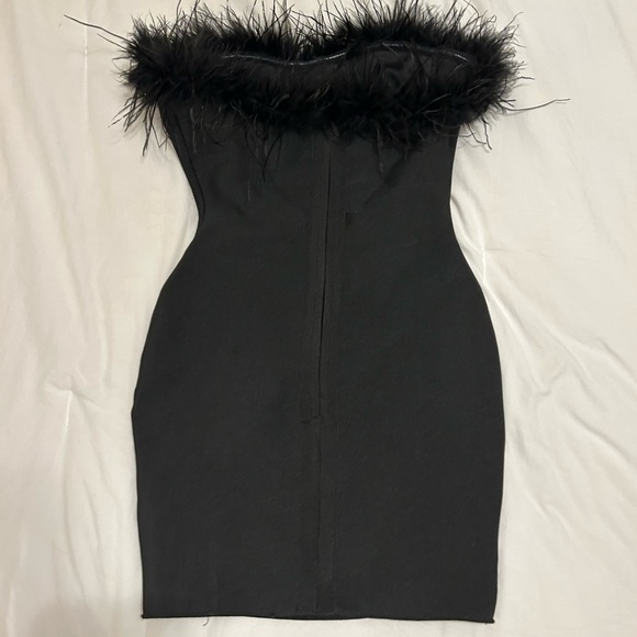 Amazing hoco dress from Revolve - Picture 3 of 4